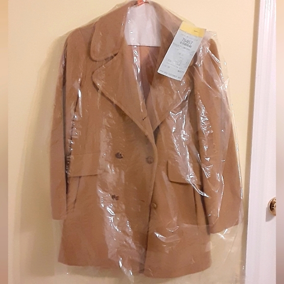 Women's Wool New England Machintosh Beige Peacoat (L) - Picture 2 of 16